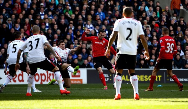  切尔西六球横扫曼城创队史纪录  